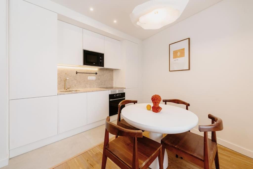 Lisbon Orange House - Beautiful Two-Bedroom Apartment 1D Luaran gambar